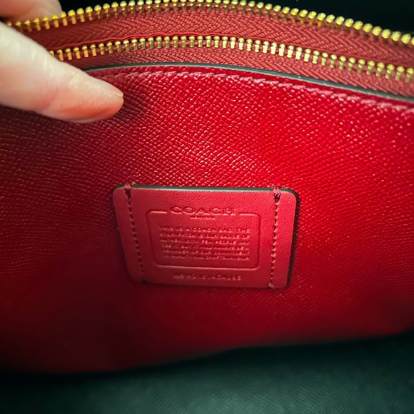 Brand new Coach purse and matching large wristlet - Picture 3 of 9